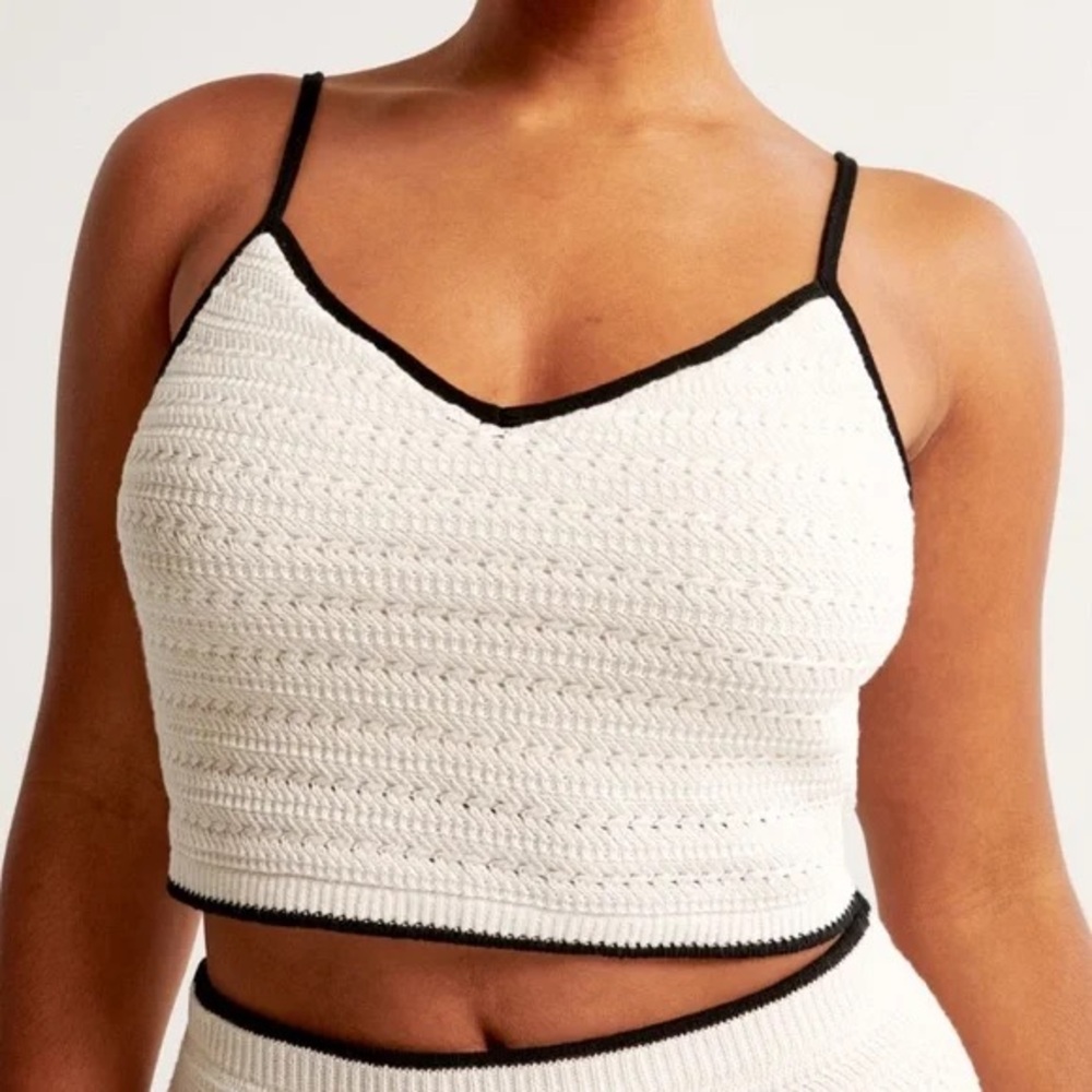 Abercrombie & Fitch Womens White Cropped Crochet Cami with Black Trim Size Large